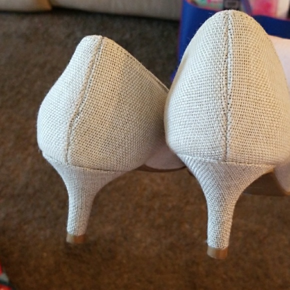 Dexflex Comfort Cream Low Heels - Picture 4 of 4